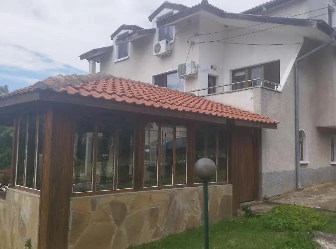 Maison d'hôtes симеонов *
